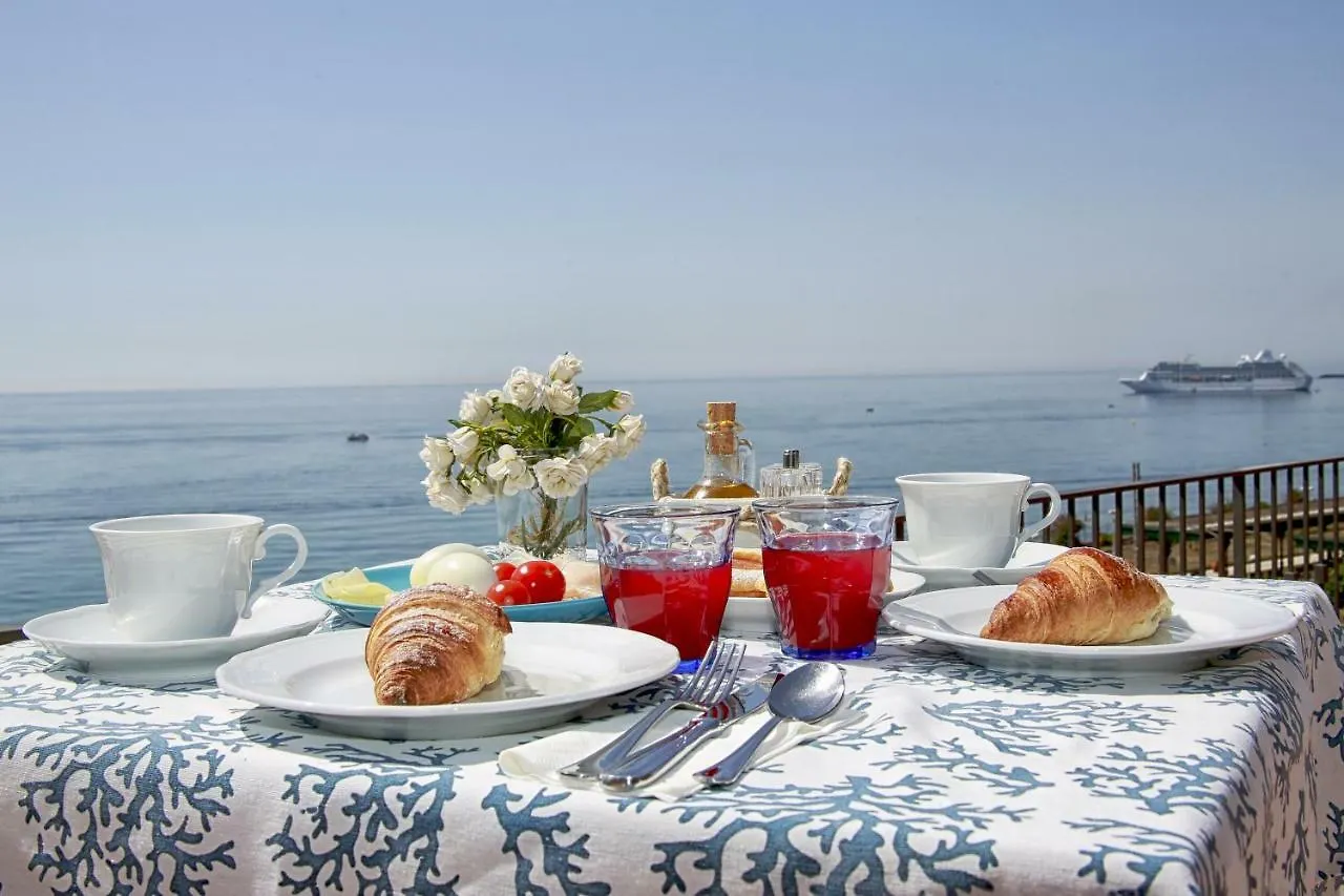 B&B Sottocoperta Taormina Oda ve Kahvaltı